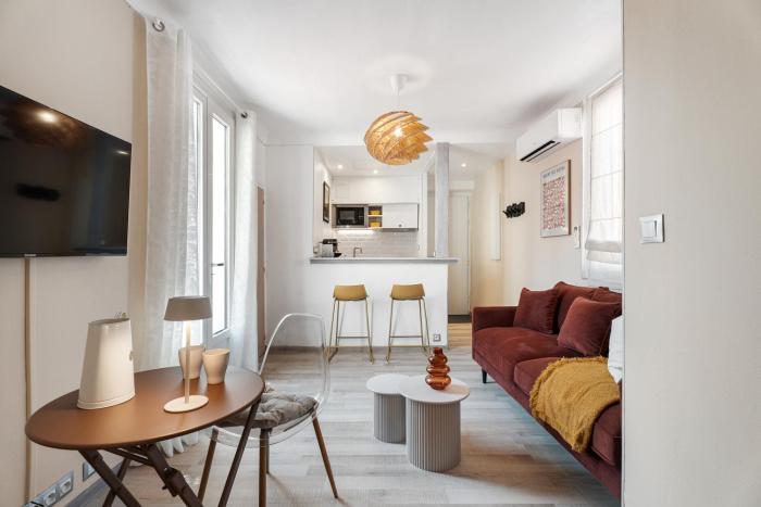 Nice Renting - 35b MASSENA - Chic Cosy Calm Balcony Massena Pedestrian Heart