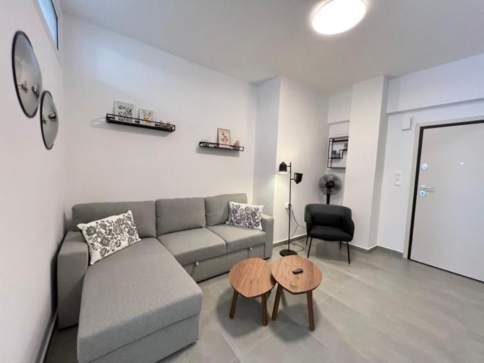 Loutraki Haven, 1 BDRM, 3 min to Beach