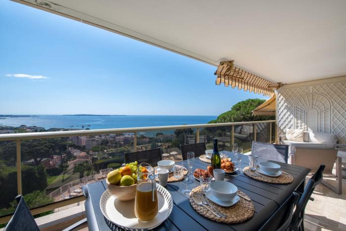 2-Br Apartment Sea View & Pool Cannes Croix des Gardes