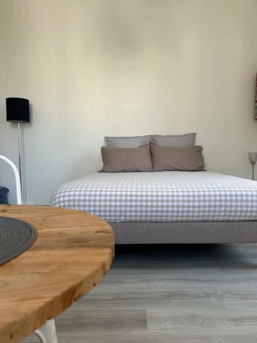 Studio élégant, central, pour 2 personnes