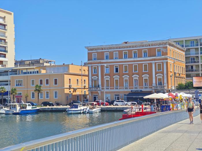 Tinelinn Apartments Zadar #Old Town Bridge