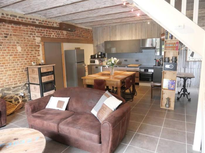 Gîte dans une écurie rénovée avec jardin privé, clim, parking et WIFI - FR-1-510-150