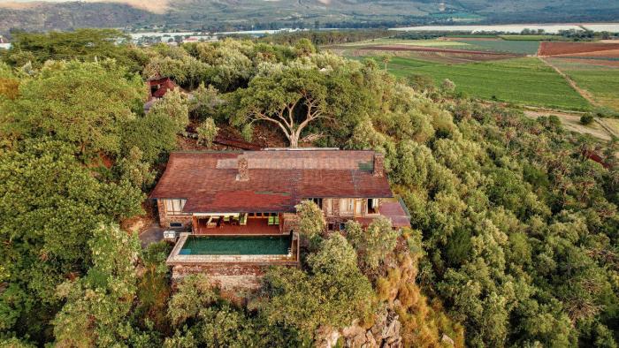 Rubi Ranch Farm House