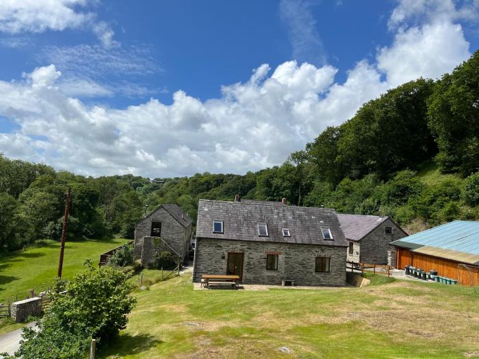 Troedyrhiw Holiday Cottages