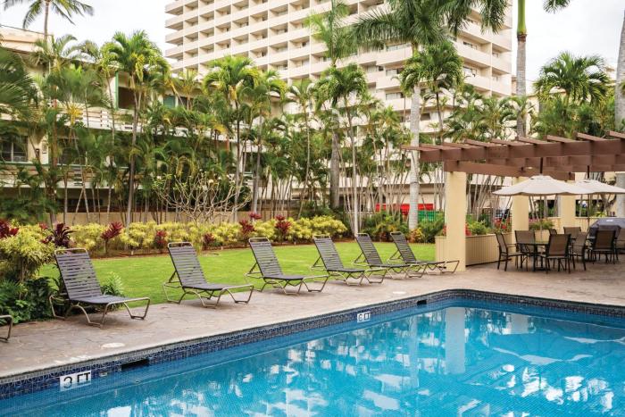 Wyndham Royal Garden at Waikiki Studio Apartment with Resort Access