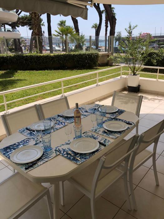 T2 & Garage FRONT DE MER résidence de Standing