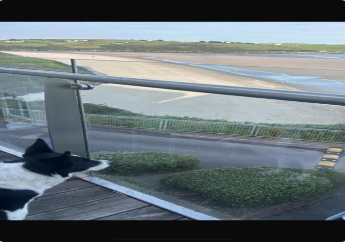 2 bed Beachfront Apartment Inchydoney Cork