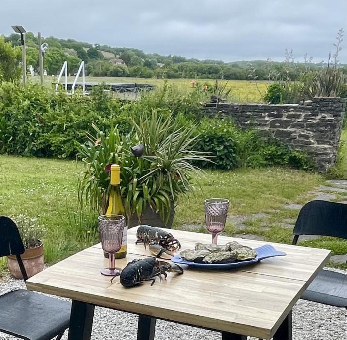 Esquinandra - Chambre randonneurs et cyclistes - GR 223 - Quai des Ormes