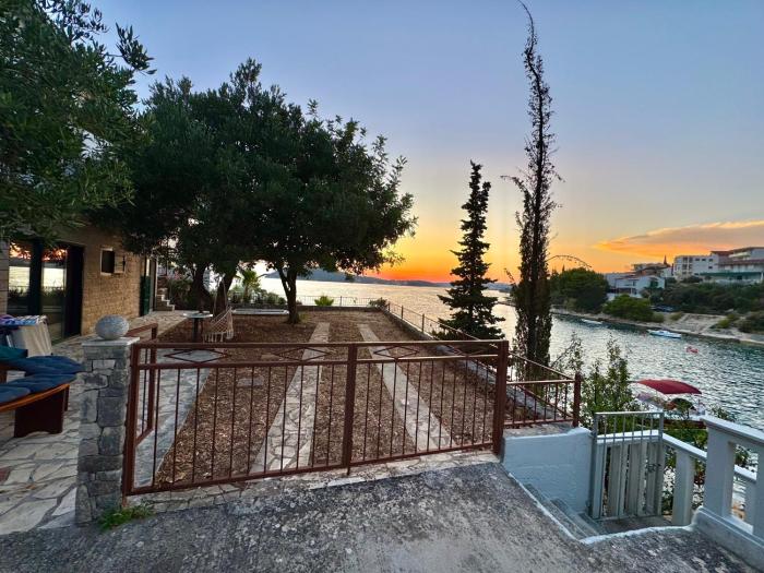 Holiday home AZZURRO PARADISO