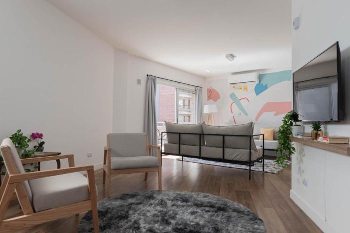 MOT SohoGlam C - 2 Bd with Balcony