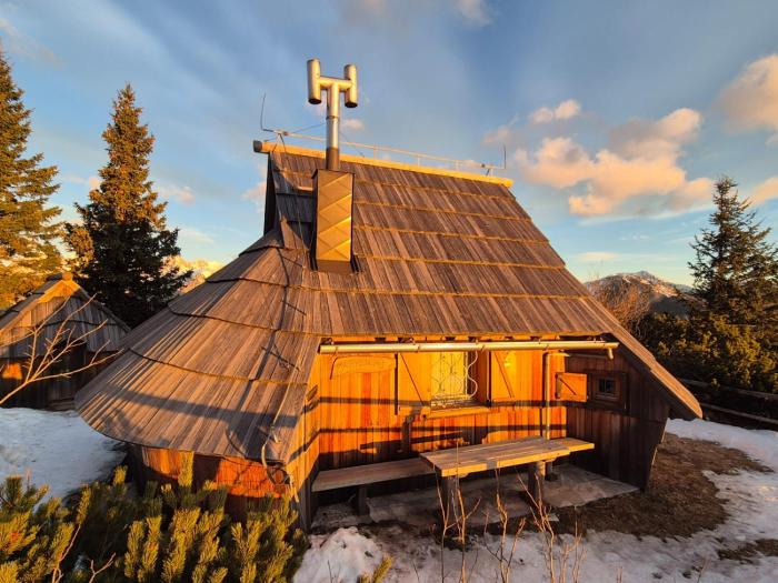 Koča Velika Planina - Chalet Kamrica