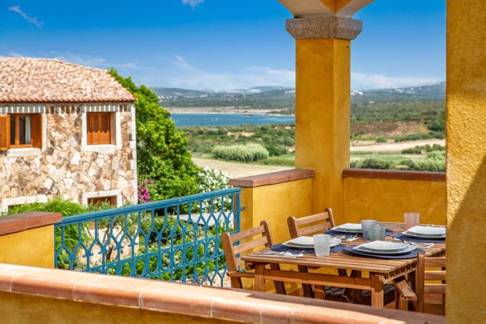 LEONE FLAT VII & Private Terrace with SEA VIEW