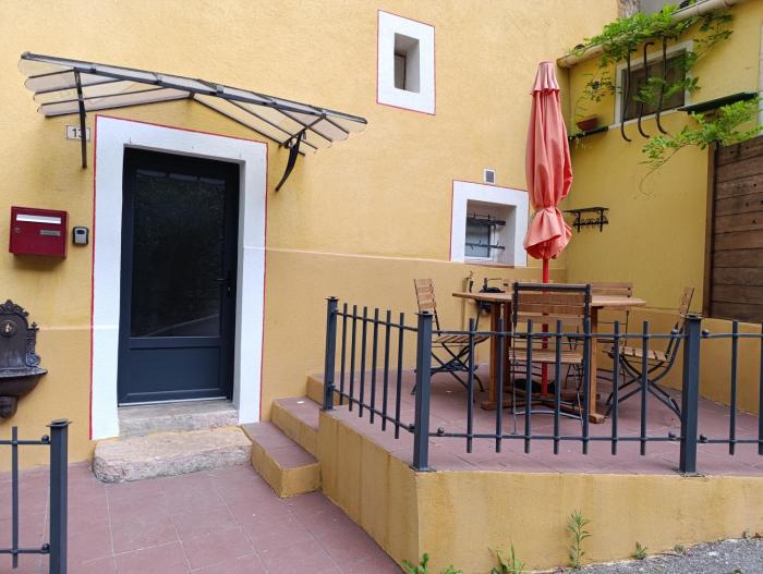 Le Real dans le quartier historique proche des cascades des Carmes