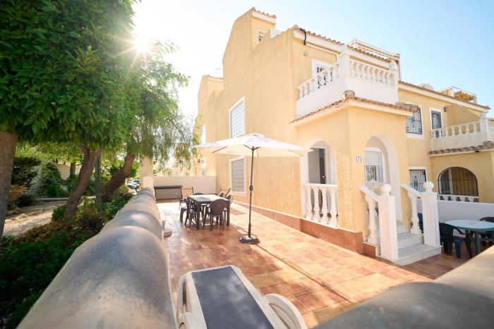 Soleado adosado esquinero