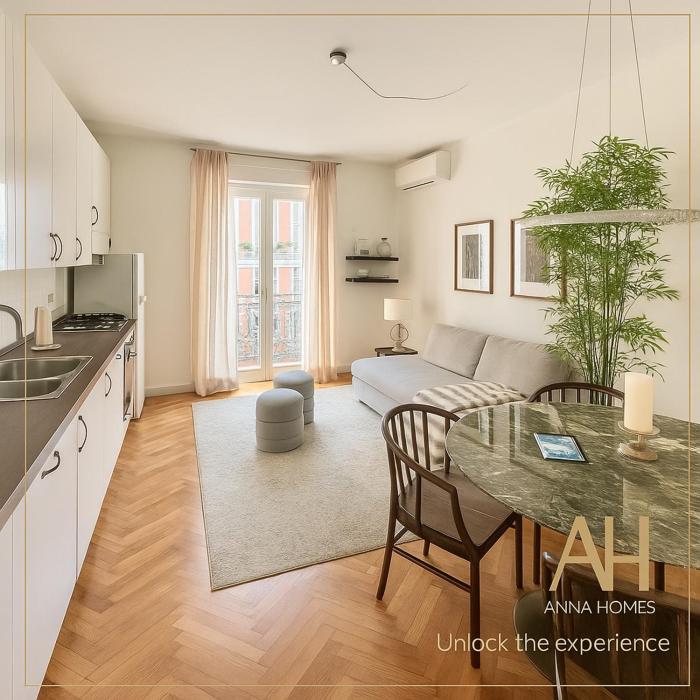 Milan Porta Venezia Shopping, metro, and comfort