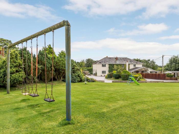 8 Bed in Woolsery 85428