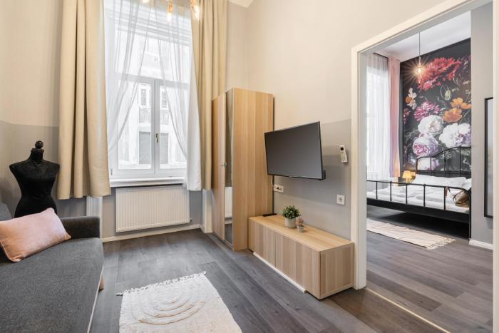 W33 - Prime Location - Comfortable Quality Apartments by BQA