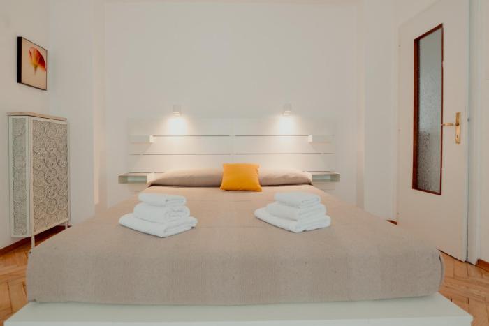 Picciola View Apartment x3 view on the tram!