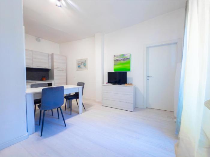 THE BORGO HOUSE IN LOVERES CENTER - free wi fi