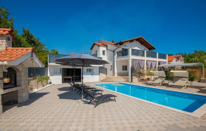 Home Sweet Home - Makarska by Villas Guide