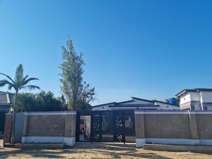 Kalebalika Meanwood KKIA Apartments