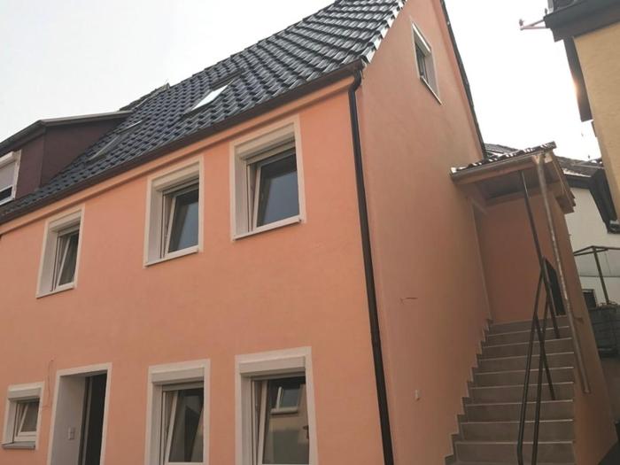 Mobilierte Monteuerswohnungen mit 5 Betten Stuttgart, Böblingen, Reutlingen, Waldenbuch - HeimbachOG