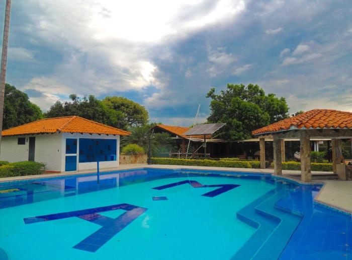 FInca el Saman de Mi Familia V180Club