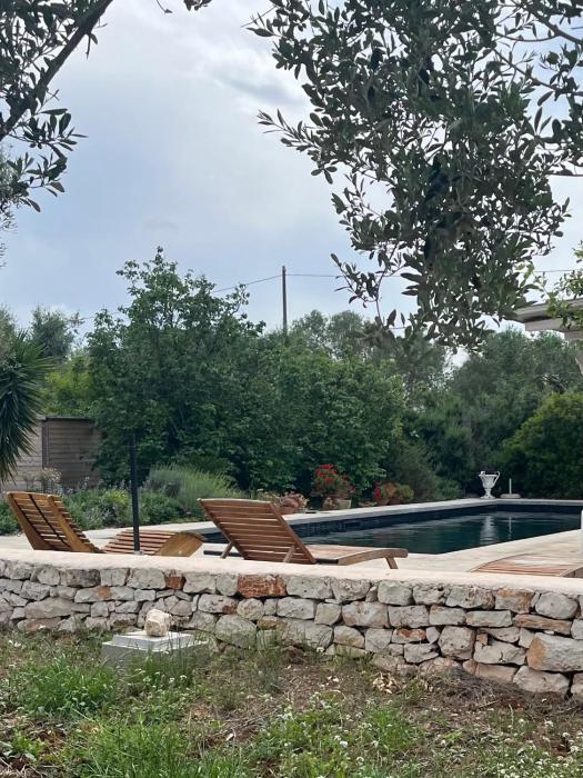 LANNAMARCO private storical Trullo and Property with large & nice swiming-pool