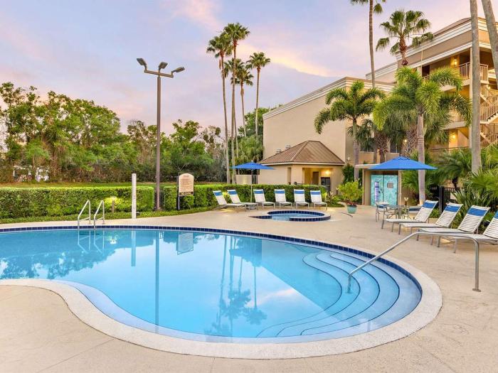Marriotts Imperial Palms 3BR Apartment with Resort Access