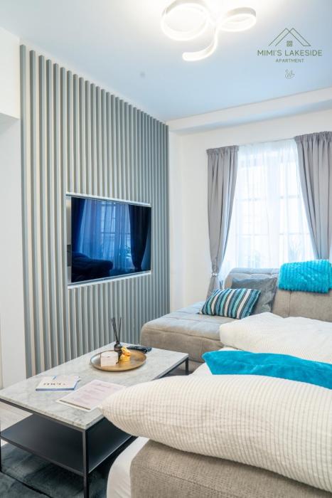 MIMIs Lakeside Apartment - NEWLY RENOVATED