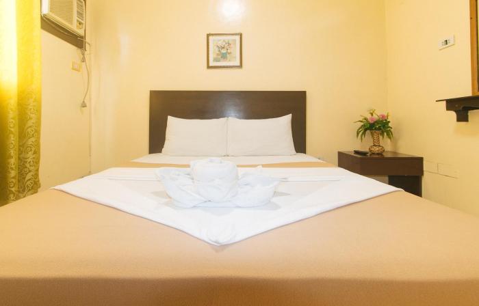 J and T Jamich Suites by RedDoorz