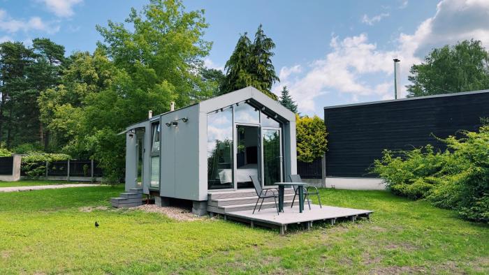 Piekrastes 20 River View House