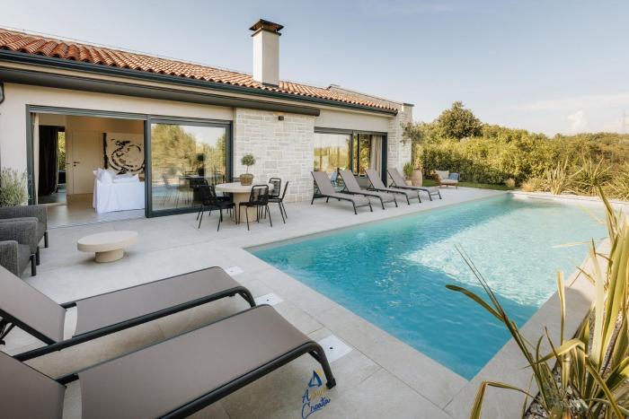 Villa Flores by AwayToCroatia