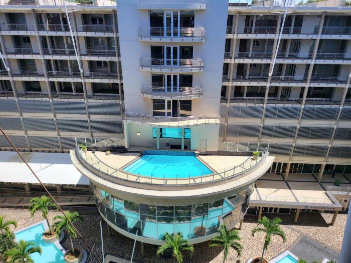 the Sails, Garden Penthouse with private rooftop splash pool