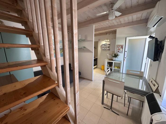 3 min to Beach Apt AC w Garden or Balcony - Il Lupo Affitta