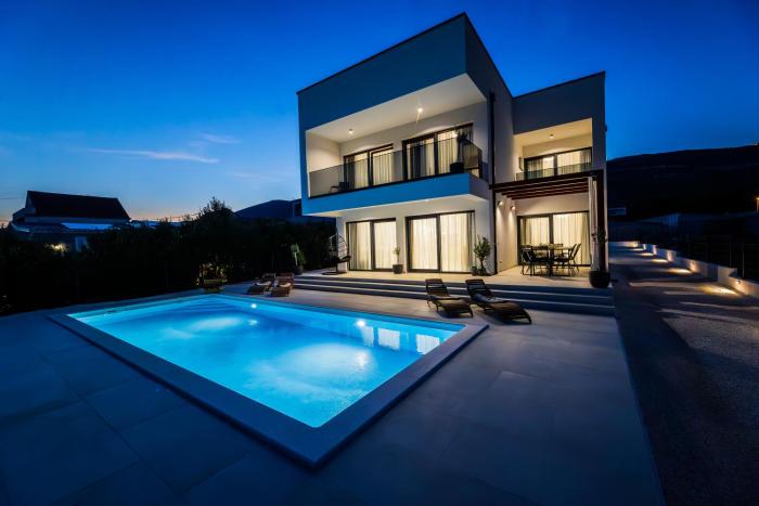 Villa Seascape with private pool