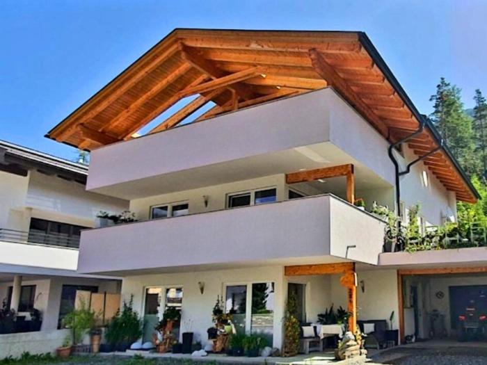 Elke`s Ötztal Apartments - Nahe Therme, herzlich, stilvoll, aussichtsreich