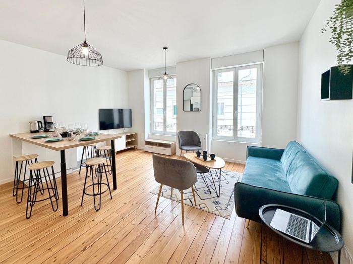 Hypercentre - 3 chambres - proche château et commerces