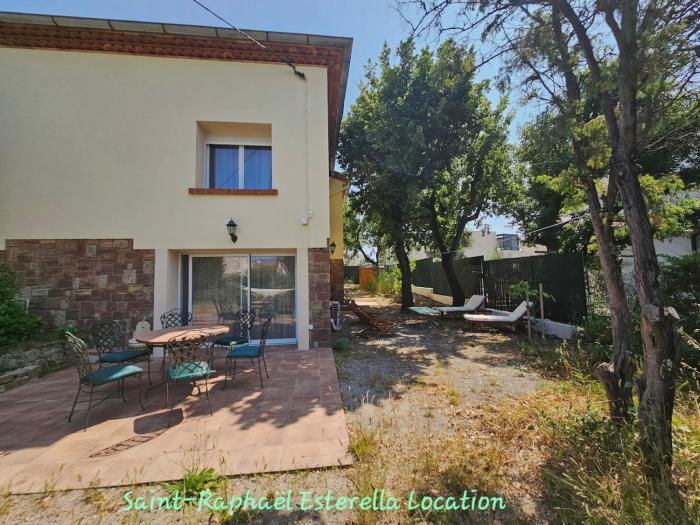 Saint-raphaël Esterella Location "La Restanque"