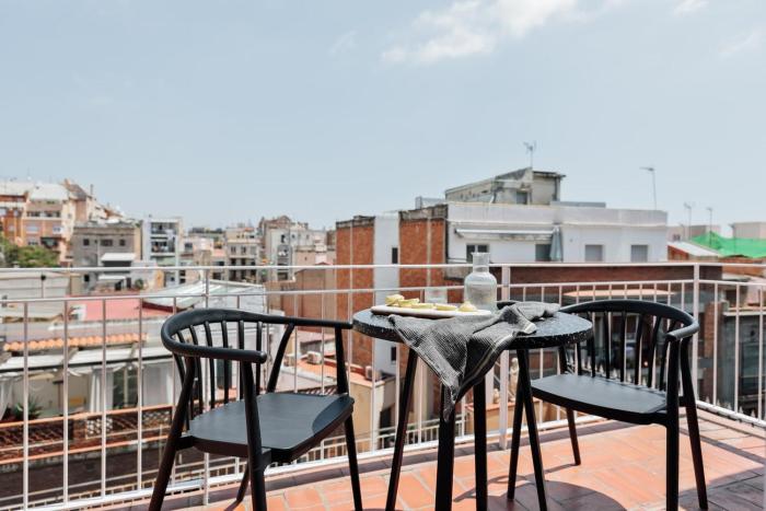 Itza - 3 bedrooms and office and terrace in Gràcia