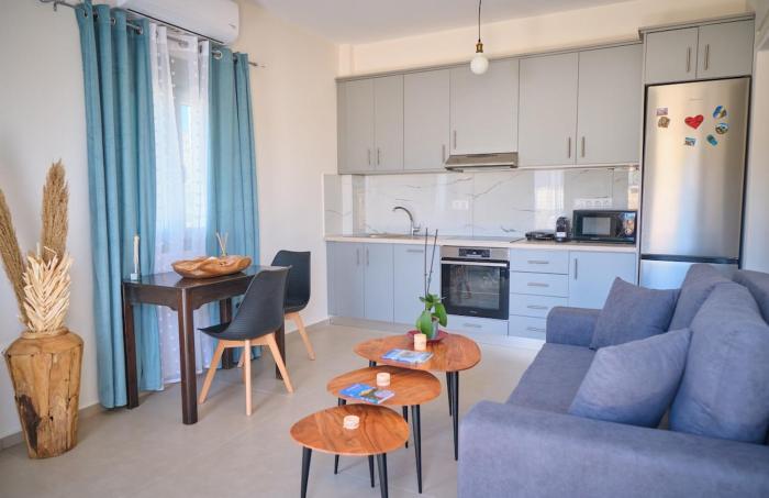 Kythira echoes stay - Lithari