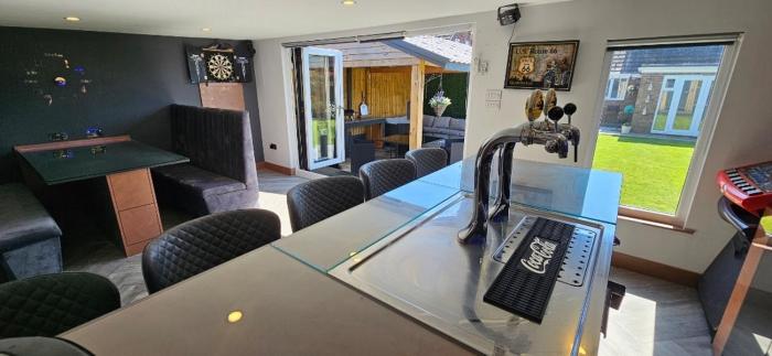 Tickton Retreat with Bar