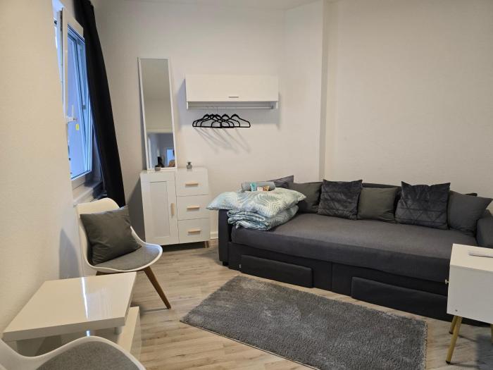 Apartment in Krefeld City with Balcony