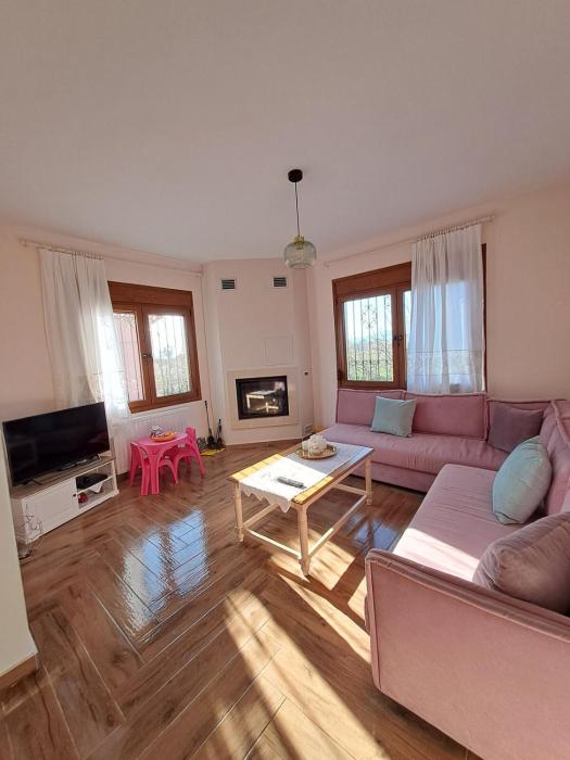 Sea View Maisonette just 250m from the Beach Fully Equipped & Spacious!