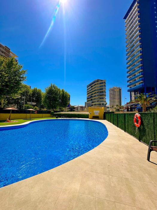 Apartamento Frente al Mar con Piscina