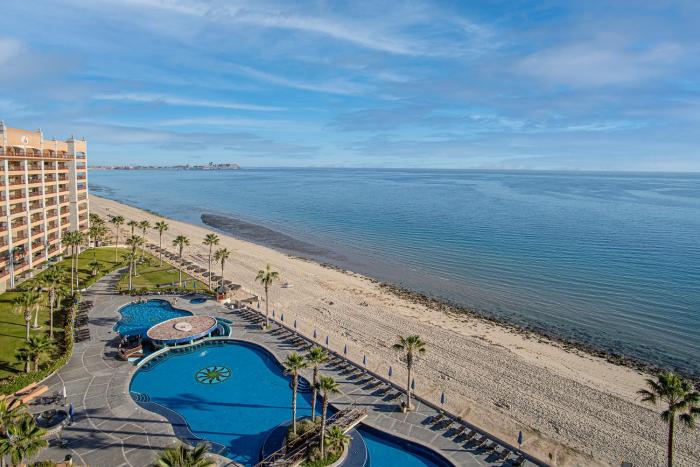 Sunset Strip Relaxing Oceanfront Condo