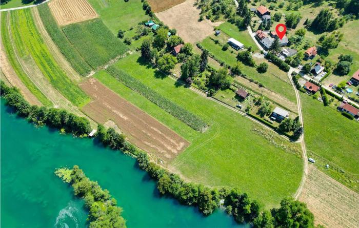 2 Bedroom Lovely Home In Duga Resa