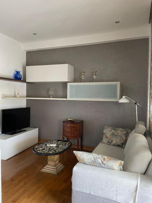 Small, romantic and bright apartment