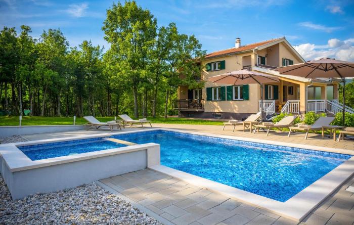 Cozy Home In Gornji Vinjani With Wi-Fi