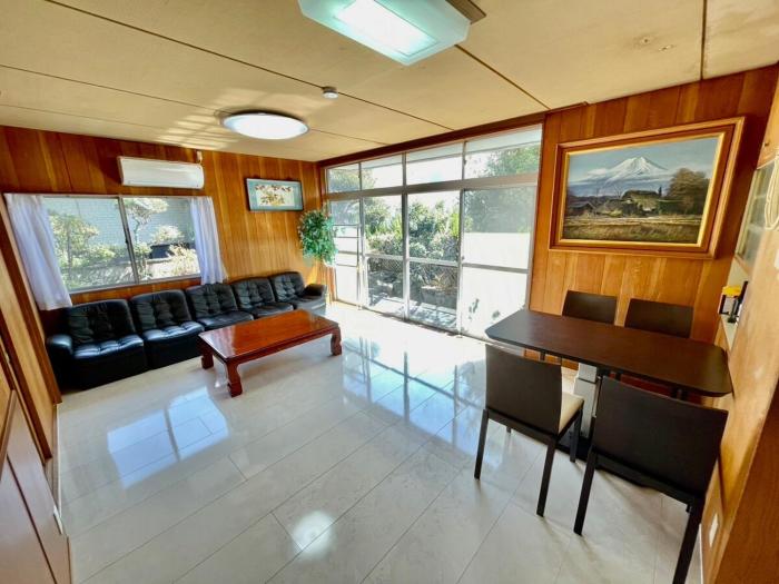 Hannan Village fourth